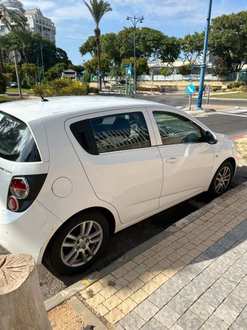 שברולט סוניק