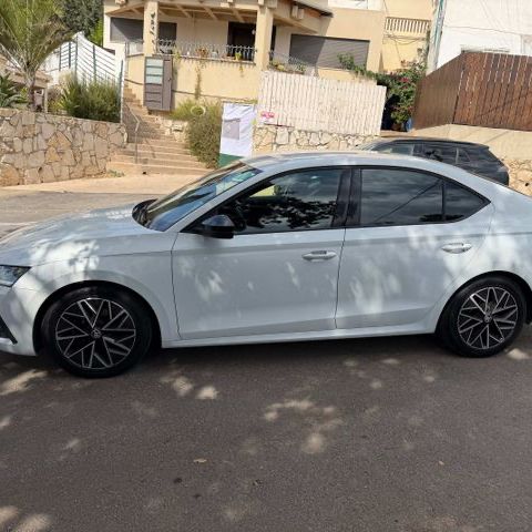 סקודה אוקטביה