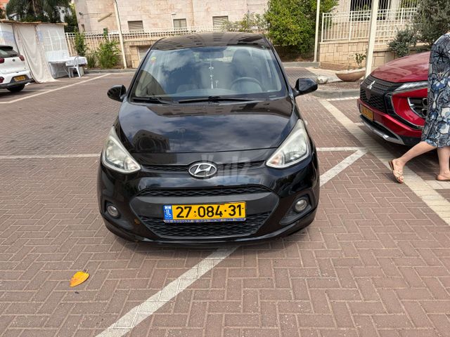 יונדאי i10