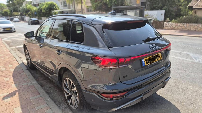 אאודי Q6 e-tron