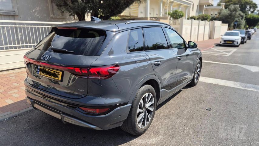 Q6 e-tron Tech Pro 45 חשמלי אוט׳ (252 כ״ס)