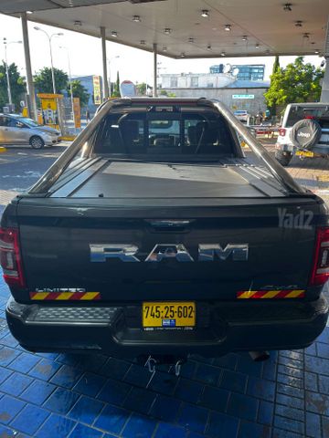 2500 LIMITED אוט׳ 6.7 (370 כ״ס)