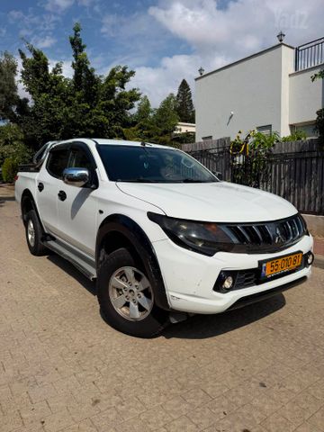 מיצובישי טרייטון / L200