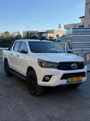 טויוטה היילקס