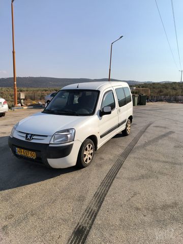 מודעת רכב פיג'ו פרטנר