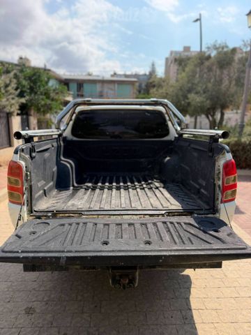מיצובישי טרייטון / L200