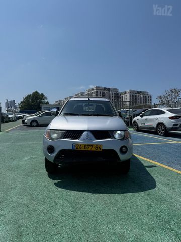 מיצובישי טרייטון / L200
