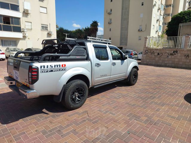 ניסאן נבארה