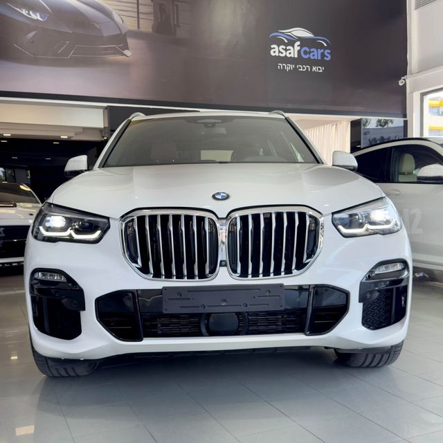 ב מ וו X5