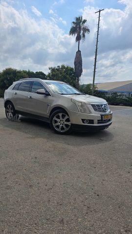 קאדילק SRX
