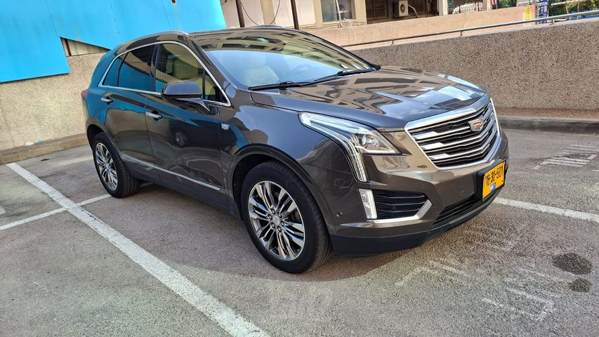 קאדילק XT5