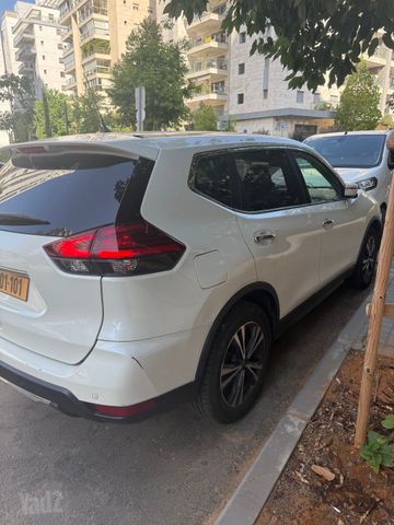 ניסאן אקס טרייל