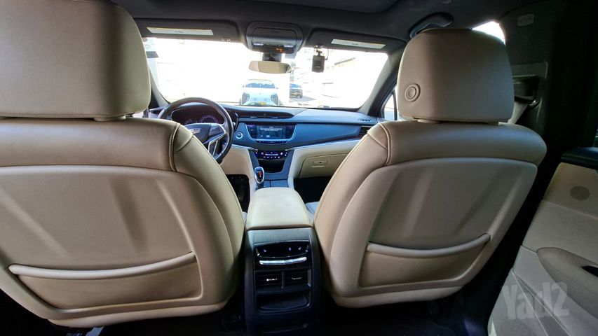 קאדילק XT5