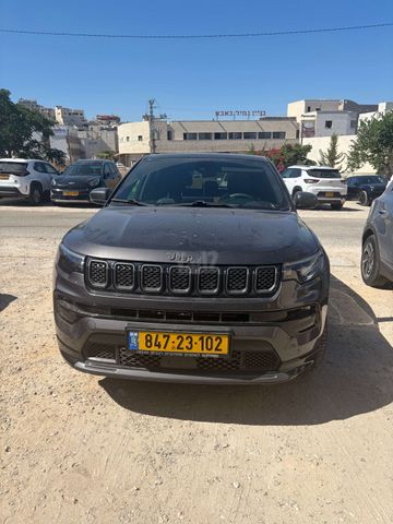ג'יפ קומפאס
