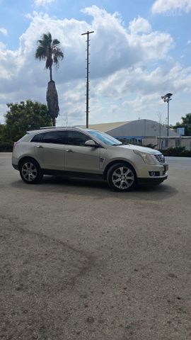 קאדילק SRX