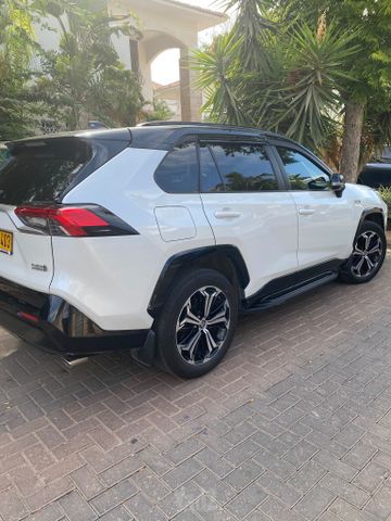 טויוטה RAV4