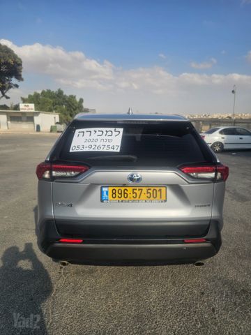 מודעת רכב טויוטה RAV4