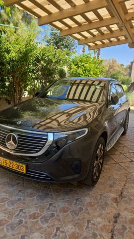 מודעת רכב מרצדס-בנץ EQC