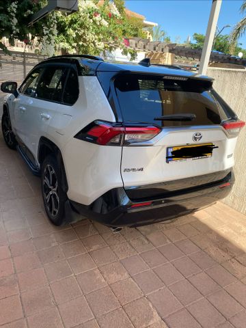 טויוטה RAV4
