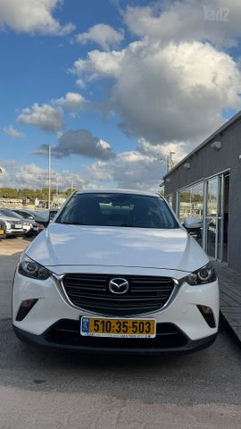 מודעת רכב מאזדה CX-3
