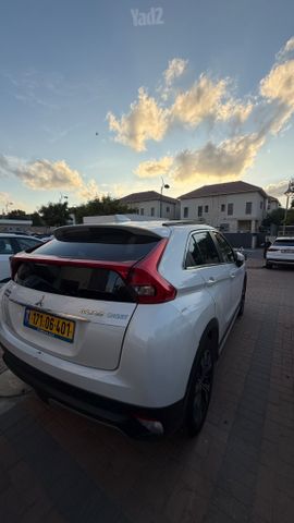 מיצובישי אקליפס קרוס