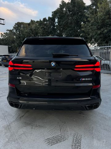 ב מ וו X5