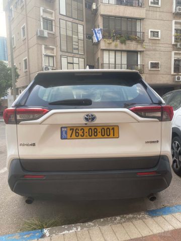 טויוטה RAV4