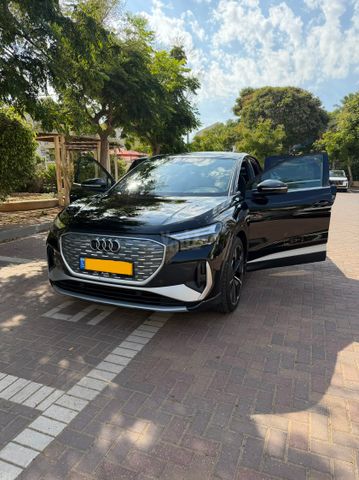 אאודי Q4 e-tron
