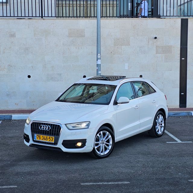אאודי Q3