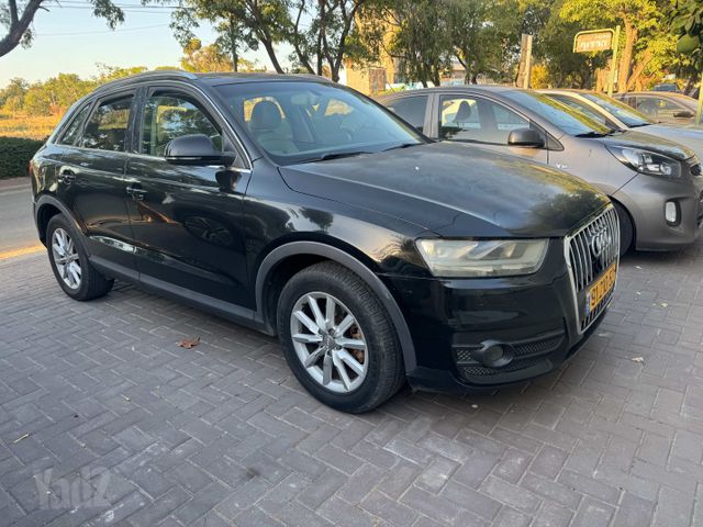 אאודי Q3