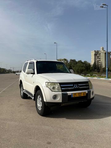 מיצובישי פג'רו