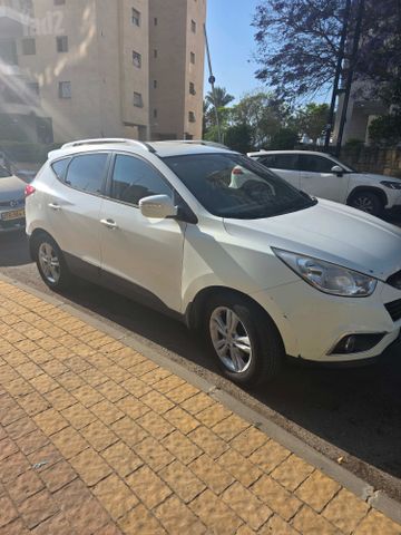 יונדאי ix35