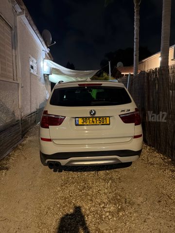 ב מ וו X3