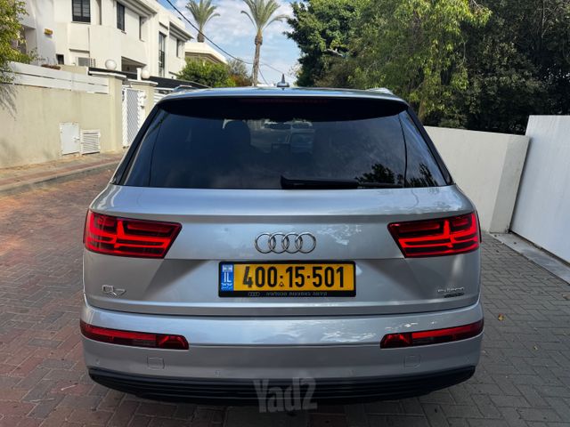 אאודי Q7