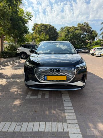 אאודי Q4 e-tron