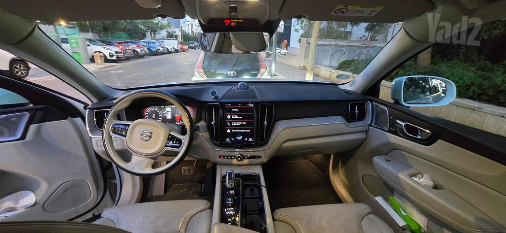 וולוו XC60