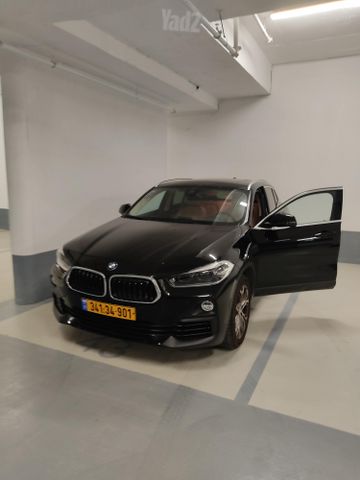 ב מ וו X2