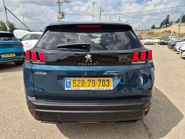 פיג'ו 3008
