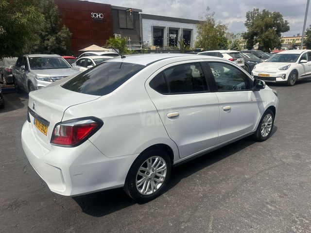 מודעת רכב מיצובישי אטראז'