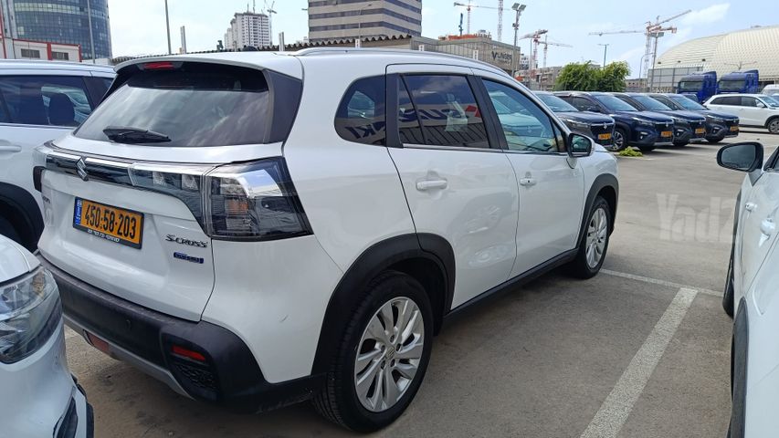 סוזוקי S-Cross