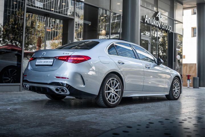 מרצדס-בנץ C-class