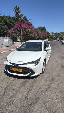 קורולה Space Plus היברידי אוט׳ 1.8 (98 כ״ס)