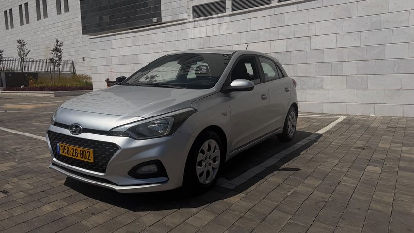 יונדאי i20