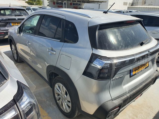 סוזוקי S-Cross
