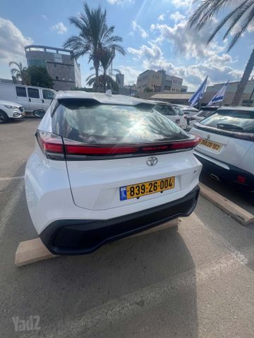 טויוטה C-HR