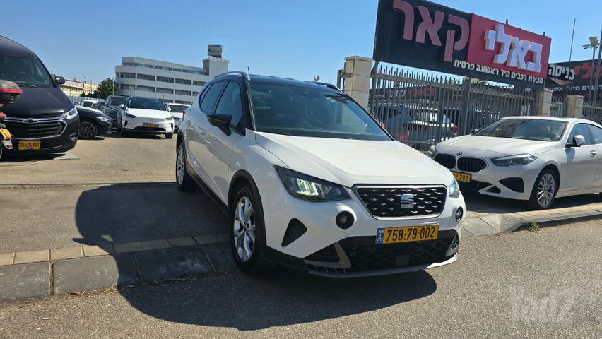 סיאט ארונה