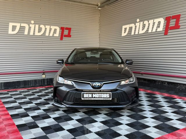 טויוטה קורולה