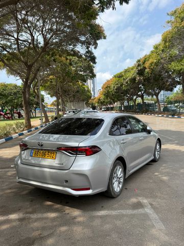 טויוטה קורולה