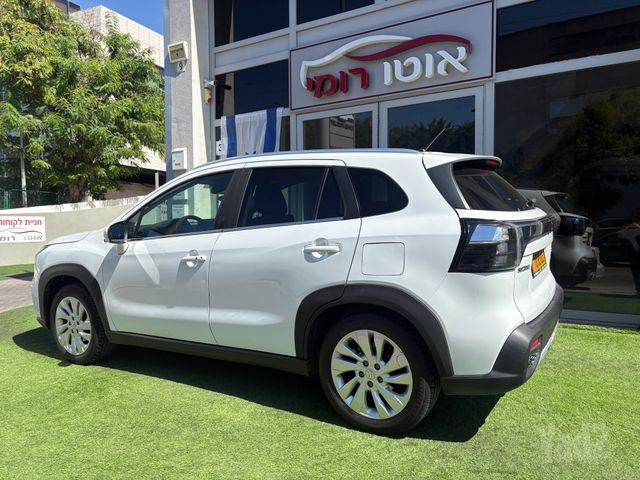 סוזוקי S-Cross
