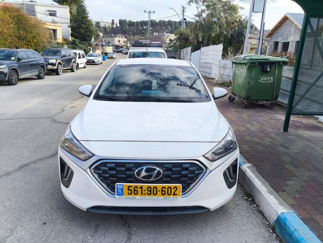מודעת רכב יונדאי איוניק